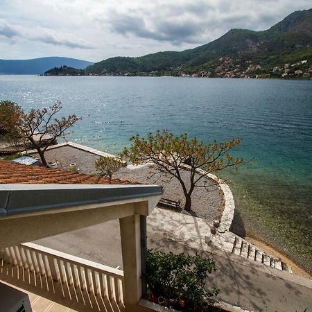 Apartmani Vesna Tivat Eksteriør bilde